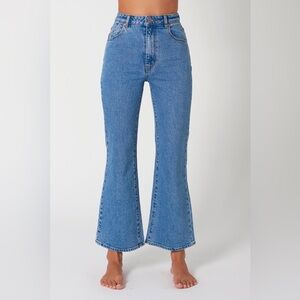 ROLLA'S EASTCOAST FLARE ANKLE JEAN - LUCY BLUE MID VINTAGE BLUE